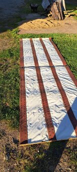 Dřevěný rošt , zásťena.. - 2