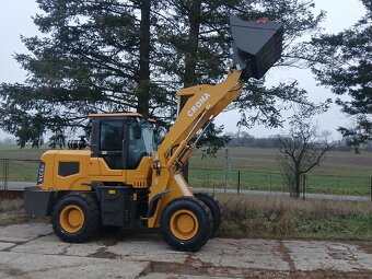 Kolový nakladač - 2