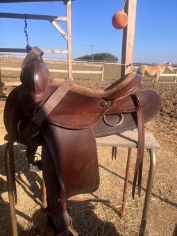 Westernové sedlo - 2