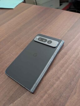 Google Pixel Fold (ctí popis) - 2