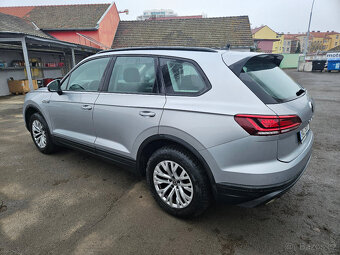 VW Touareg 3,0TDi 4Motion, ČR, 1.maj, 41 tis. km, DPH - 2