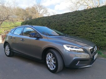 Volvo V40, D3 Cross Country Momentum - 2