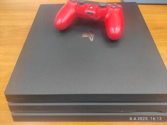Playstation 4 PRO 1TB - 2
