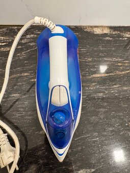 Napařovací žehličky Philips GC 2510 - 2