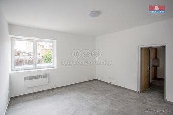 Pronájem bytu 1+1, 38 m², Sokolov, ul. Nádražní - 2