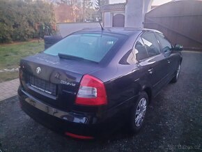 SKODA OCTAVIA 1.6 i - 2