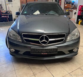 Mercedes w204 Náhradní díly - 2