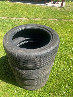 prodám letní pneu 215/50 R17 - 2