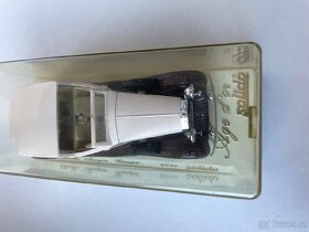 Plechové autíčko ROLLS ROYCE Coupe 1:43 - 2