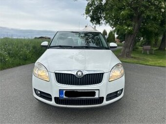 Škoda Fabia 2.generace 1.2 HTP 44kW bílá - 2