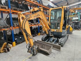 Minibager 2,5 tony Hyundai R25Z-9AK s powertiltom - 2
