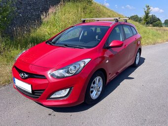 Hyundai i30 combi 1,4 nové v ČR, servis. knížka - 2