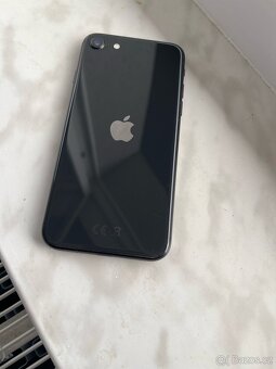 iPhone SE 2020 - 2
