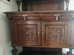 Starožitný příborník - 2