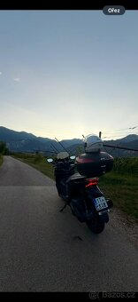 🏍️ Honda Forza 125 – r.v. 2019, 12 000 km, kufr + přilba - 2