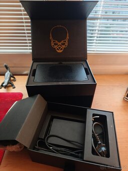 Úžasné herní mini PC Intel NUC Phantom Canyon - 2