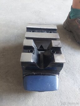 Strojni svěrák - 2