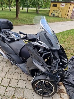 Peugeot Metropolis sw 400i - 2