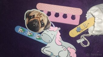 50ks laku na nehty + další příslušenství - 2