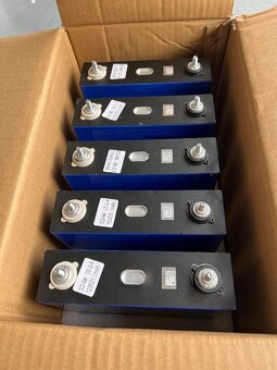 Baterie LiFePO4 článek 120Ah 3,2V zn. CATL - 2