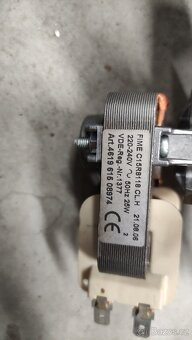 Whirlpool AKZ 669 motor ventilátoru - 2