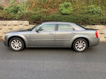 Chrysler 300C 3.0CRD limuzína Signature Series - 2