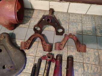 Díly na Jawa pérák - 2