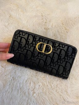 Černá peněženka - 2