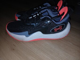 Under armour vel.40,5 - 2