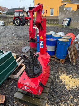 Zouvačka pneu na ND - 2