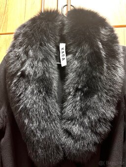 Elegantní kabát KARA - 2