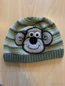Háčkované čepičky vel. 3-5 let - 2