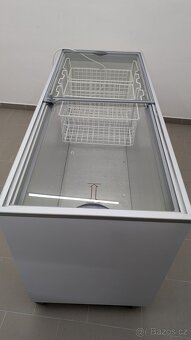 Mrazák Tefcold prosklený prodejní truhla - 2