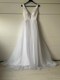 Dámské svatební šaty - 2