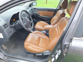 Toyota Avensis Combi 1.9D, kůže (mozny odpocet DPH) - 2