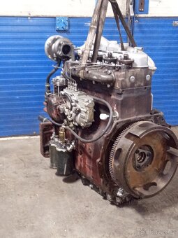 Motor Zetor 7201 TURBO po go. - 2