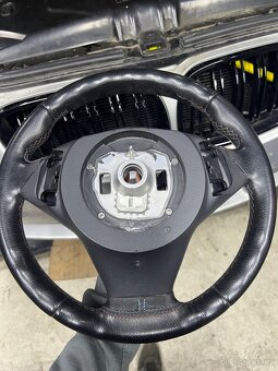 Volant E61/60 s padlami M-Packet - 2
