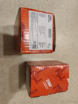 TRW BDA581 Držák brzdovéh třmenu sada/Octavia atd. - 2