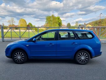 Ford Focus 1.8 Duratec Ghia - 2