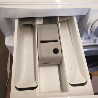 AEG pračka ProSense L6FBG68SC na 8kg - TOP - 2