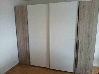Prodám skříň - 2