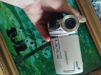 Videokamera genius - 2