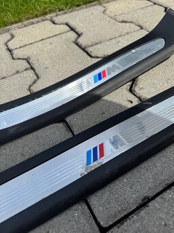 Bmw e60 M packet nášlapy - 2