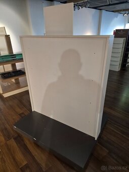 Regál – vybavení prodejny – likvidace č. 008 - 2