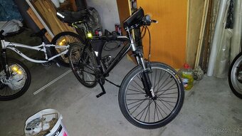 Apache Blackhawk 21,5“ - 2