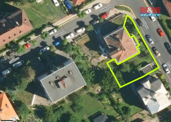 Prodej bytu 4+1, 95 m² se zahradou, K.Vary - Sládkova ul. - 2