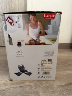 PRODÁM PLNĚ FUNKČNÍ ETA TOUSTOVAČ, VAFLOVAČ - 2