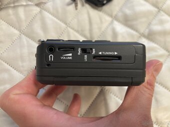 Walkman s radiem - 2