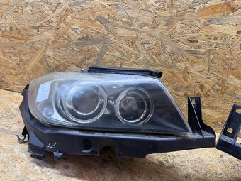 Predni svetla XENONY BMW E90/91 - 2