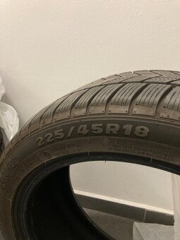 4ks Tracmax X-Privilo S330 225/45 R18 95V zimní - 2